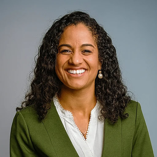 Erika de Paula Alves